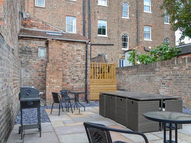 Exterior | The Swale - Holgreaves Apartments, York