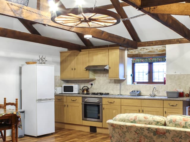 Kitchen | The Hayloft - Liskeard Retreats, Liskeard