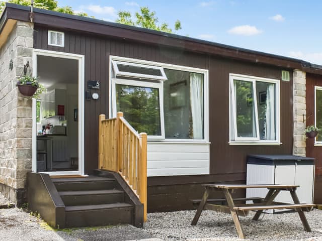 Exterior | 5 The Glade, Bude