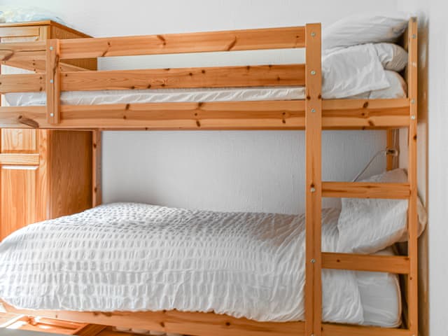 Bunk bedroom | 5 The Glade, Bude