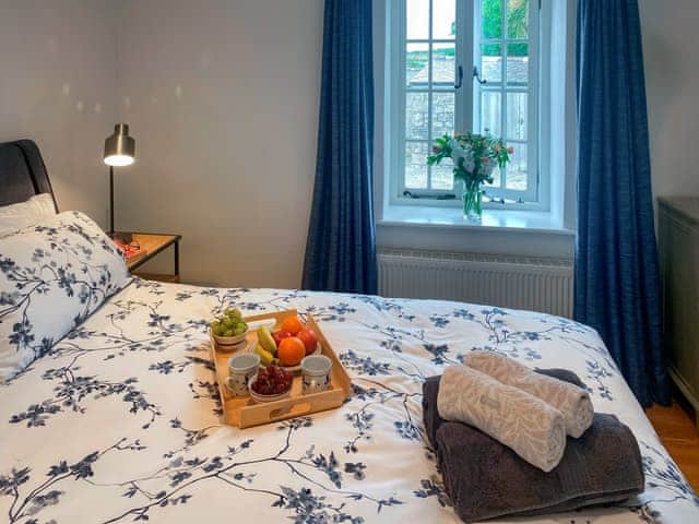 Double bedroom | Stone Farm Cottage, Pendeen