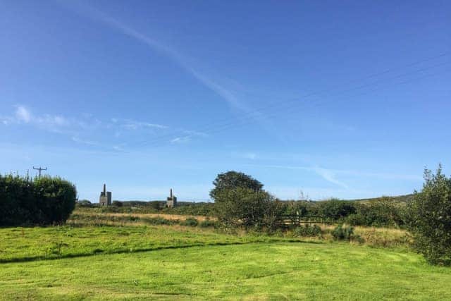 Garden | Stone Farm Cottage, Pendeen