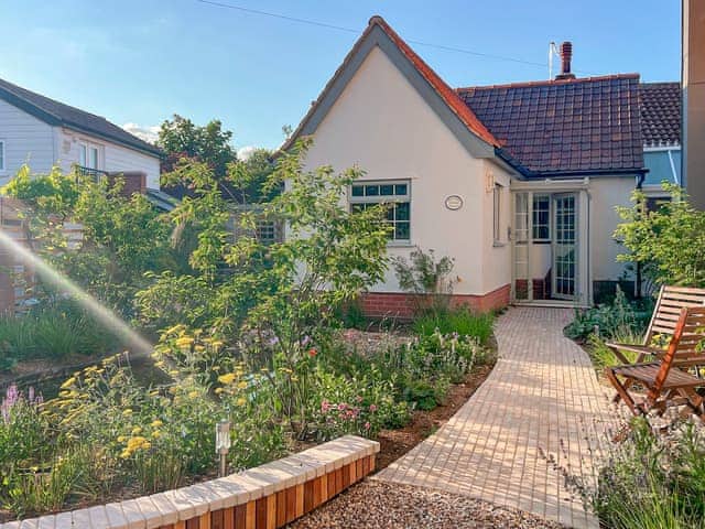 Exterior | Quayside Cottage - The Quay, Waldringfield