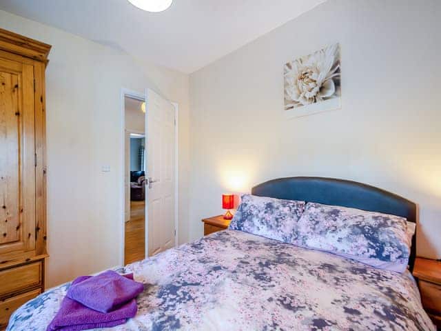Double bedroom | Cowslip Cottage - Clapham Holme Farm Cottages, Great Hatfield, near Hornsea