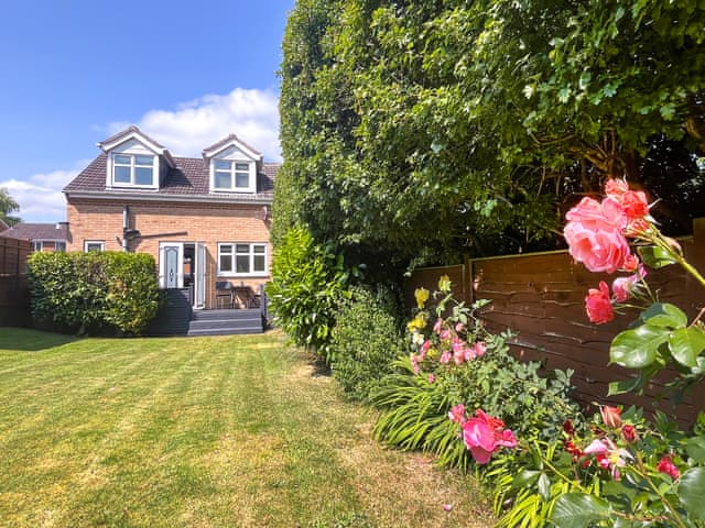 Exterior | Rosemount Lodge, Whitby