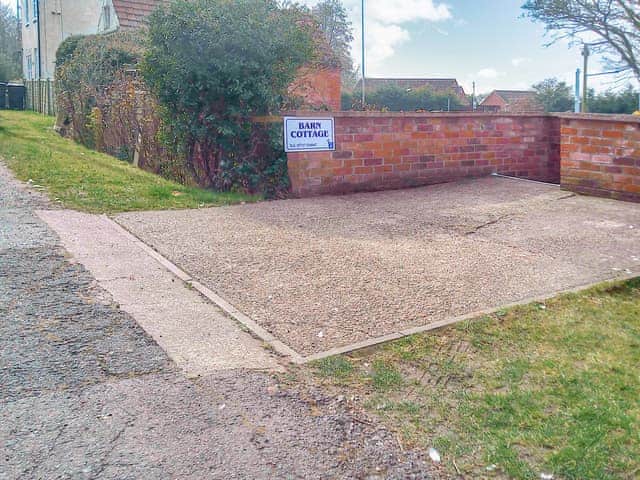 Exterior | Barn Cottage, Skegness