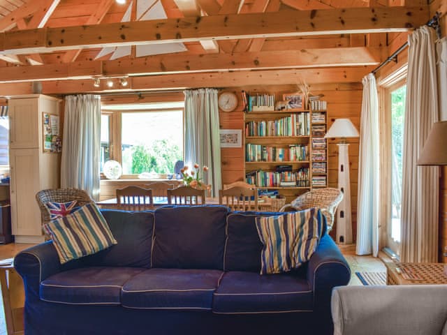 Living area | Maple Leaf Cottage, Padstow