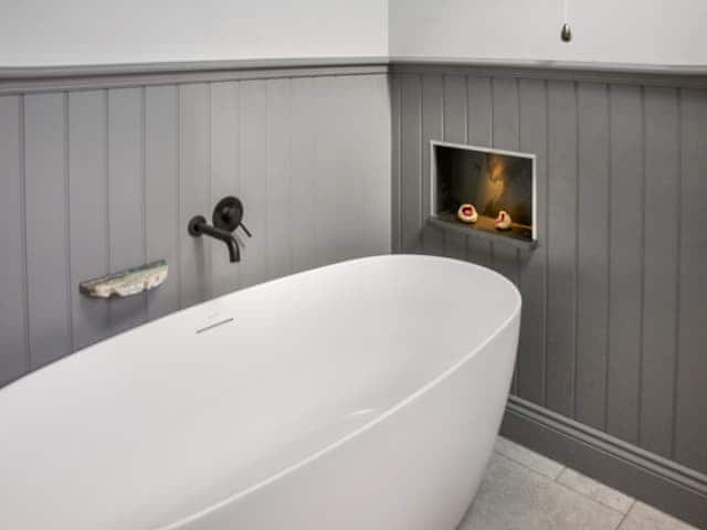 Bathroom | Lynwood, Boscastle