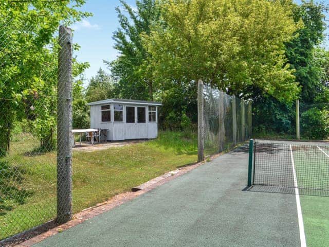 Swimming pool and tennis court needs to be booked via the Estate Office | Barn House, Aubourn