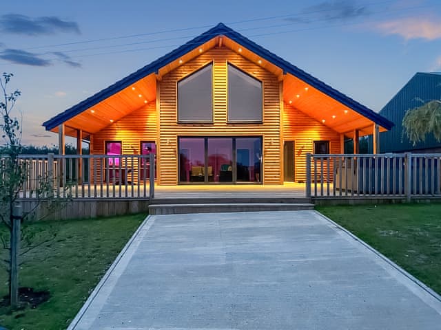 Exterior | Micklemore Lakes & Lodges, North Thoresby