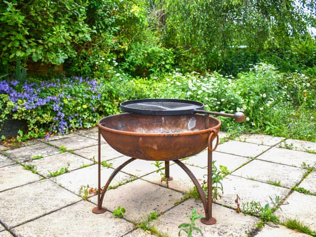 Outdoor | The Holt - Boswell Farm, Sidmouth