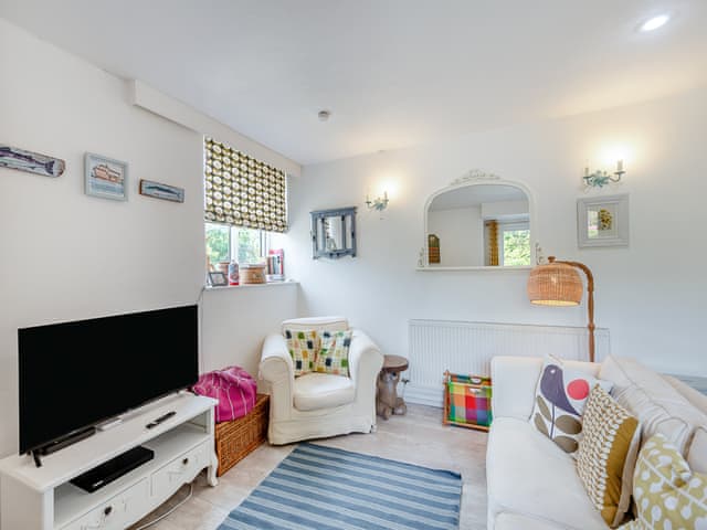 Open plan living space | Gamekeepers Hide, Ivybridge