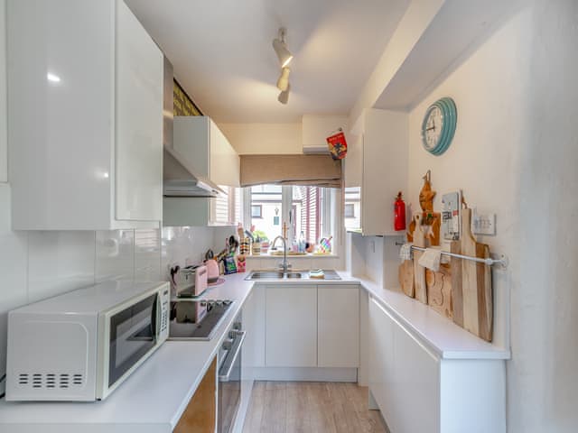 Kitchen | Gamekeepers Hide, Ivybridge