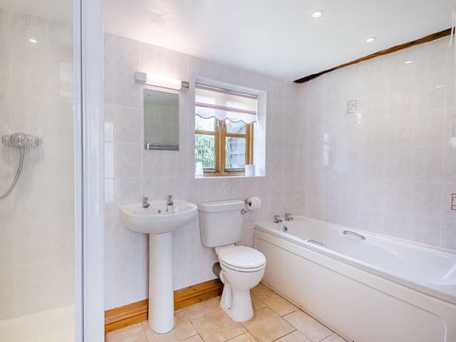 Bathroom | Butler’s Barn, Darsham