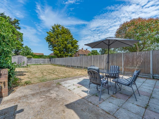 Sitting-out-area | Harold House, Deal