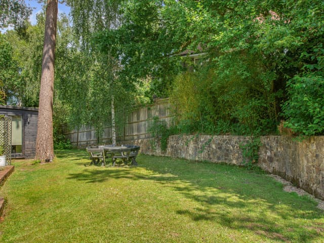 Sitting-out-area | Fir Tree Apartment - Fir Tree Holidays, Crowborough