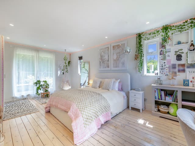 Double bedroom | Fir Trees - Fir Tree Holidays, Crowborough