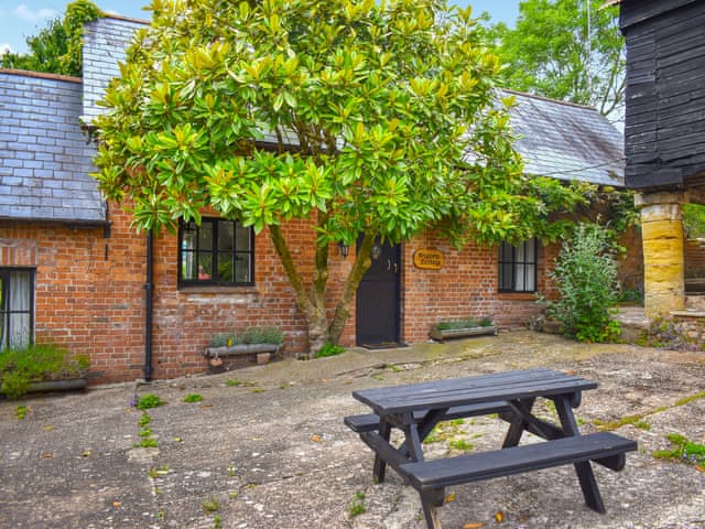 Outdoor | Shippen - Boswell Farm, Sidmouth