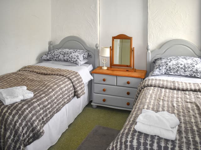 Twin bedroom | Cider Cottage - Boswell Farm, Sidmouth