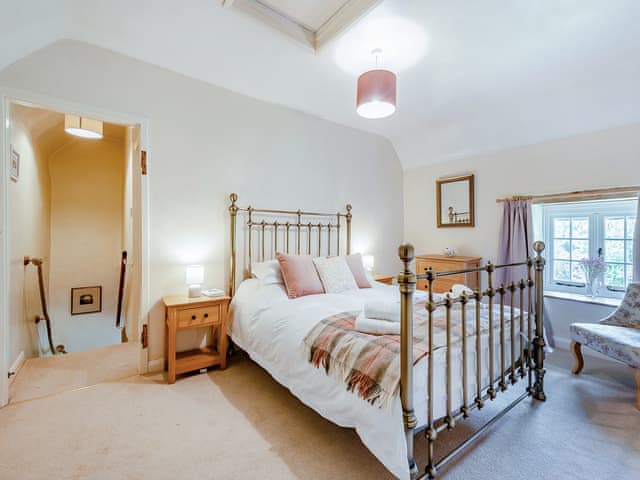 Double bedroom | Bourne Farm Cottage, Blandford Forum
