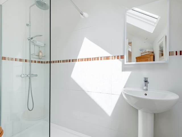 Bathroom | Bourne Farm Cottage, Blandford Forum