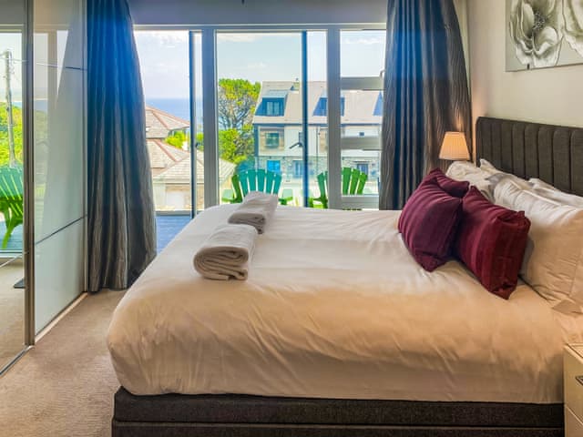 Double bedroom | White Crest, St Ives