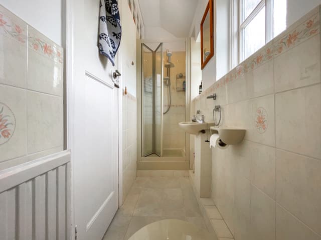 Bathroom | Lantreath, St Mawes