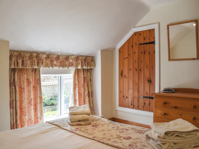 Double bedroom | Cowslip Cottage, Levisham near Pickering
