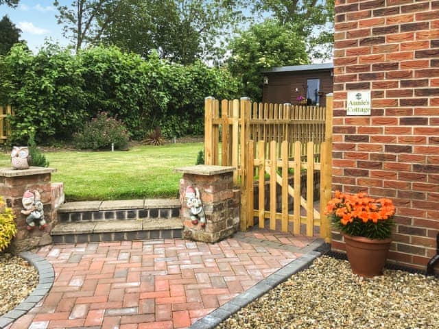 Outdoor | Annie’s Cottage, Bempton