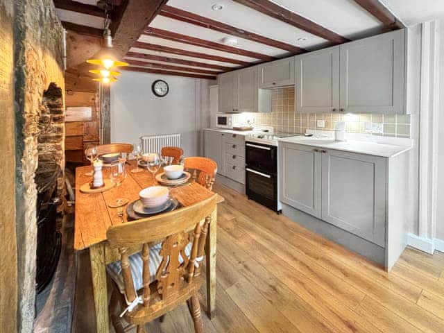 Kitchen/diner | Whalers Cottage, Whitby