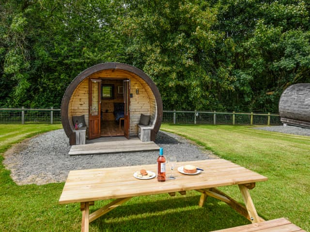 Setting | Beech - Glamping Pod - Castle Farm Holidays Shropshire, Oswestry