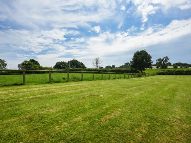Setting | Ash - Glamping Pod - Castle Farm Holidays Shropshire, Oswestry