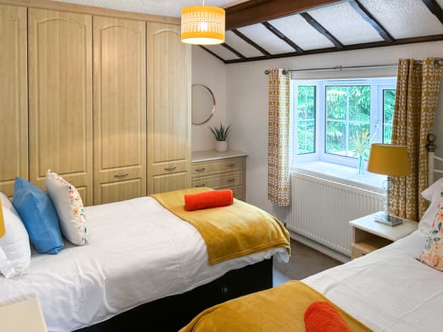 Twin bedroom | Squirrel Leap Lodge, Morpeth