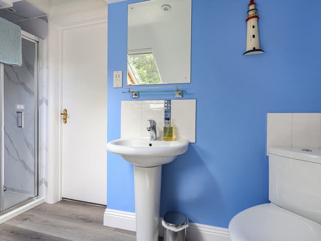 Bathroom | Four Oaks, Kintbury, near Newbury