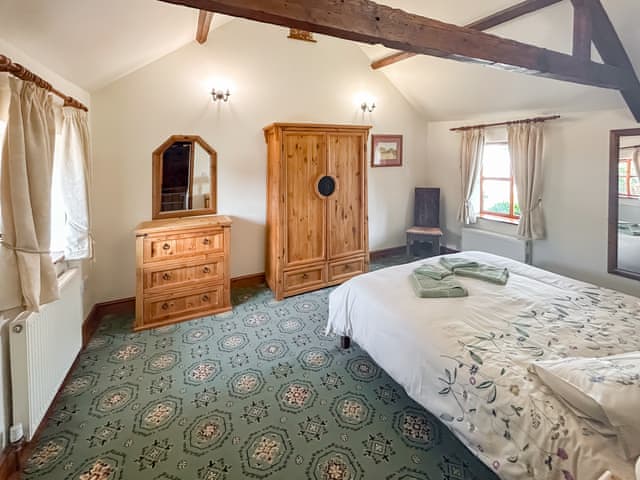 Double bedroom | Parlour Cottage, Evershot, near Dorchester