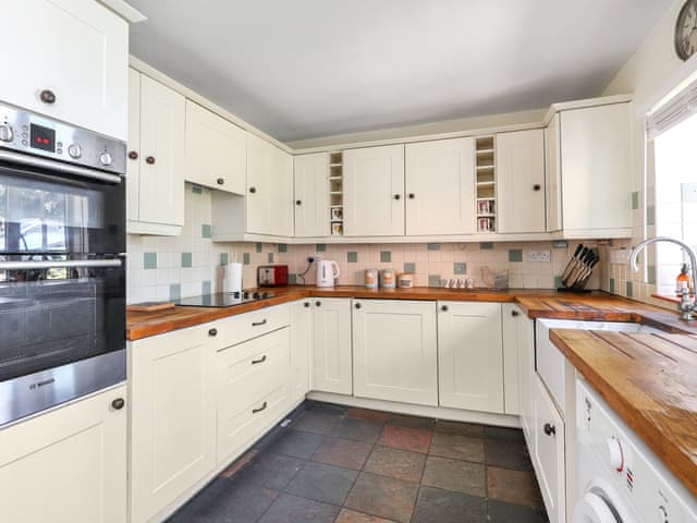 Kitchen | Bramblefield Cottage, All Berkshire