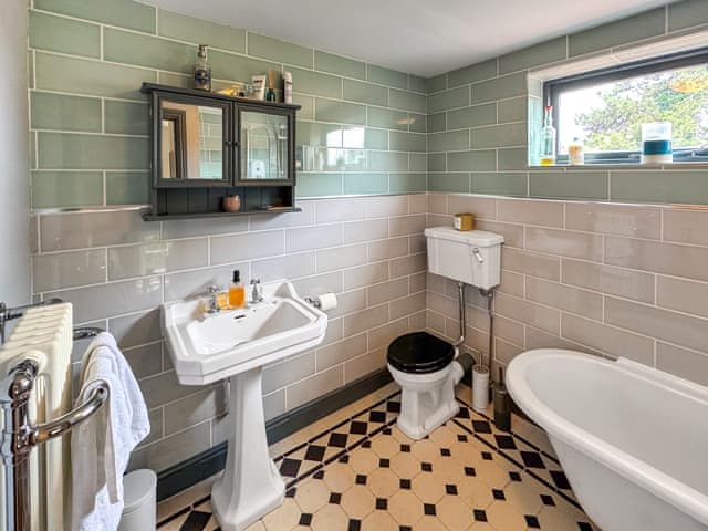 Bathroom | Hill House, Snape