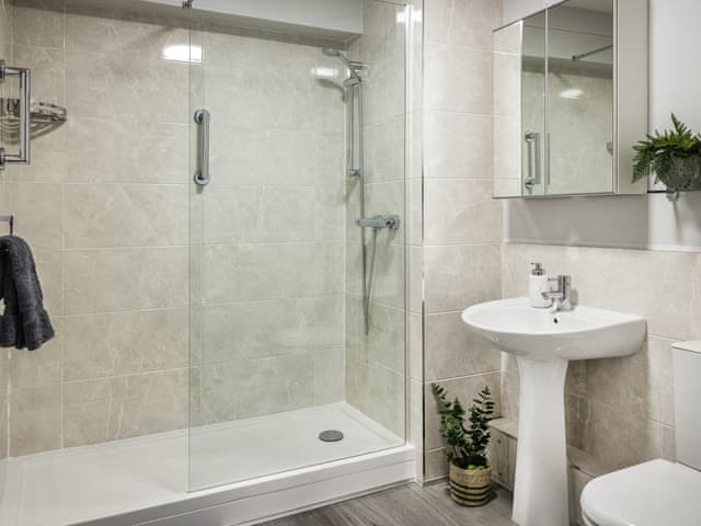 Bathroom | Chapel Court Apartment, Barnard Castle