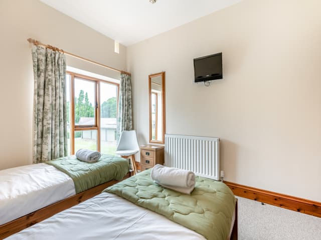 Twin bedroom | Helena - The Victorian Barn, Blandford Forum