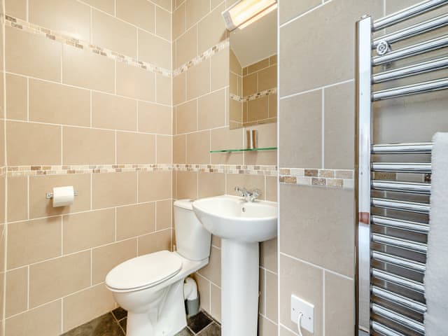 En-suite | Helena - The Victorian Barn, Blandford Forum