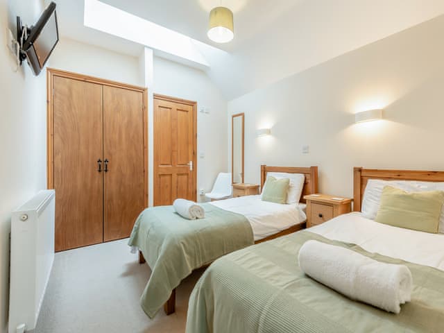 Twin bedroom | The Victorian Barn- Leopold - The Victorian Barn, Blandford Forum