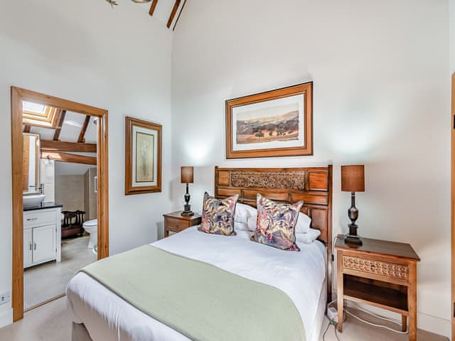 Double bedroom | The Barn - Whitmoor Farm, Woking, near Guildford