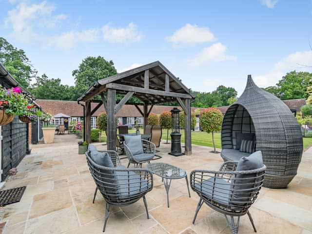 Sitting-out-area | The Barn - Whitmoor Farm, Woking, near Guildford