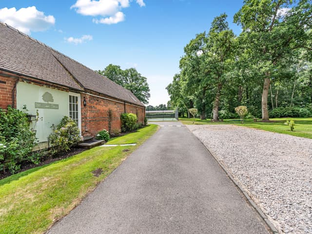 Exterior | The Barn - Whitmoor Farm, Woking, near Guildford