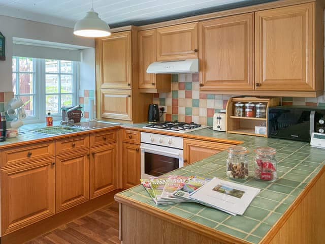 Kitchen/diner | The Old Post House Annex - Axbridge Holidays, Axbridge, near Weare