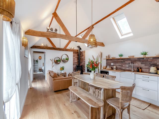 Open plan living space | Weston Cottage - Whitmoor Farm, Woking, near Guildford