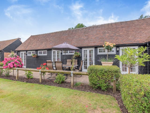 Exterior | Weston Cottage - Whitmoor Farm, Woking, near Guildford