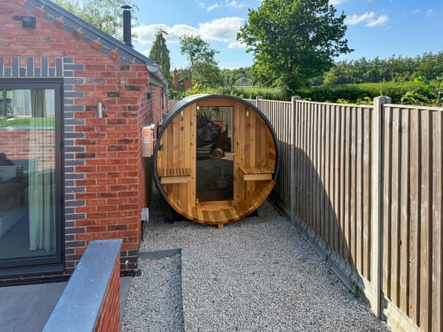 Sauna | Lower Peastocking, Meriden, near Coventry