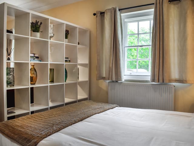 Double bedroom | The Coach House Flat 2 - The Coach House, Tetsworth, near Oxford