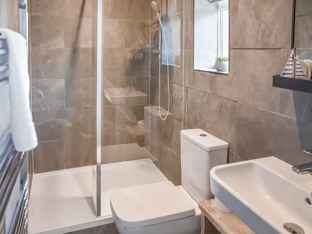 Bathroom | Beach Escape, Bacton